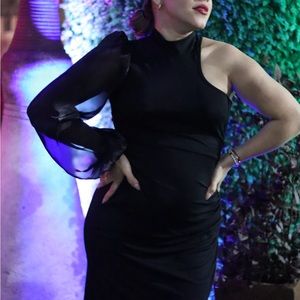 One shoulder black dress